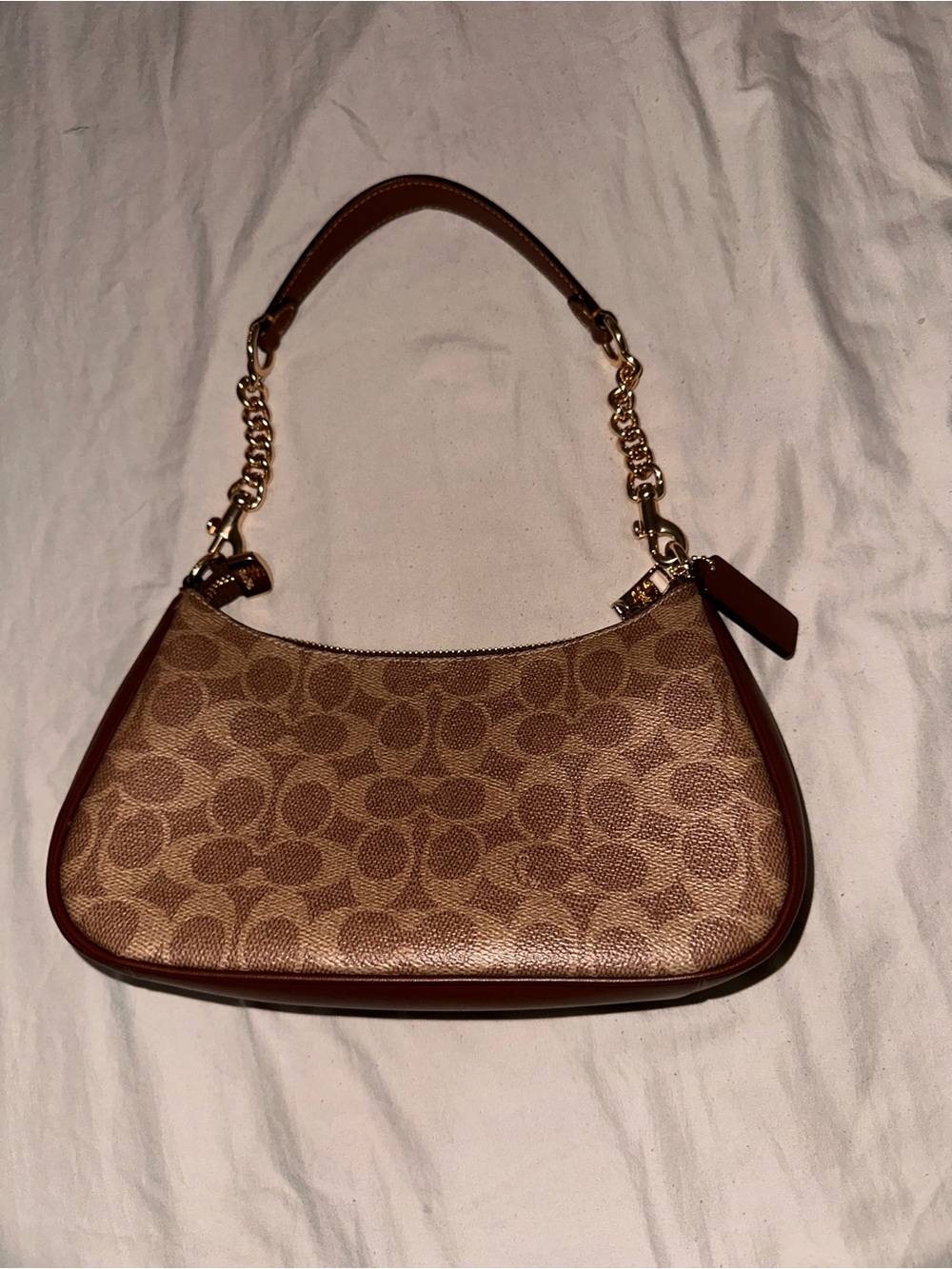 Coach Terri Signature Canvas Shoulder Bag in Brown with Gold Hardware - Picture 4 of 8